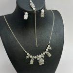 سرویس نگین دار